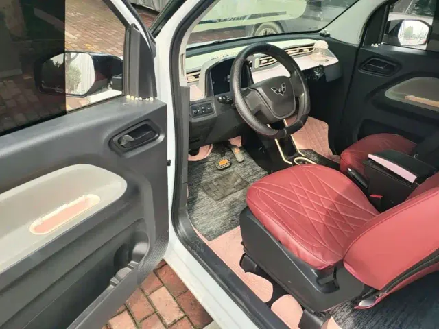 Wuling Hongguang Mini EV — Фото автомобиля 15