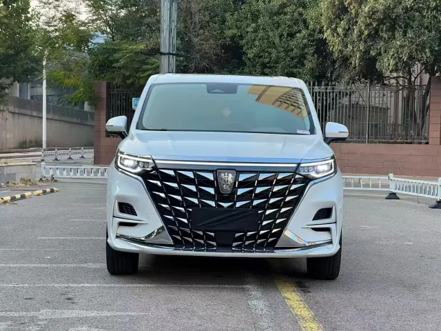 Фотография автомобиля — Roewe iMAX8