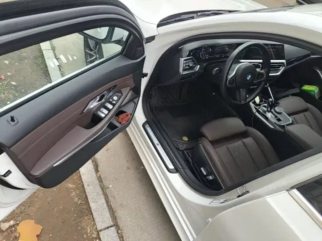 BMW 3 Series — Фото автомобиля 15