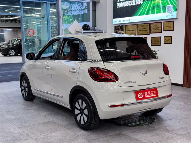 Wuling Bingo — Фото автомобиля 5