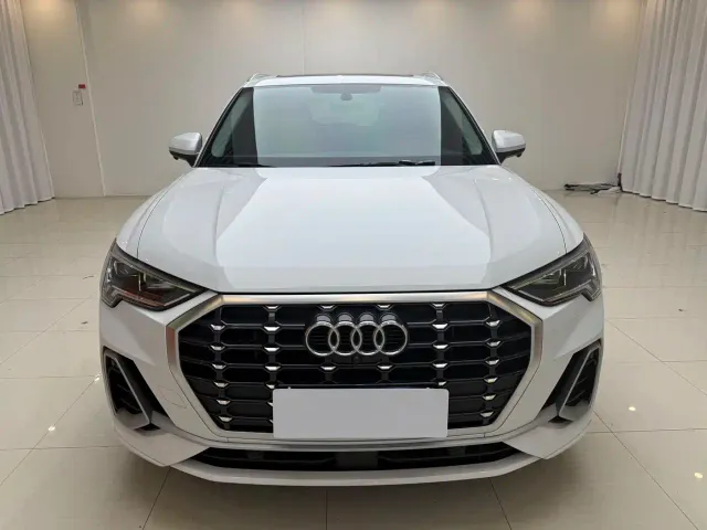 Audi Q3 — Фото автомобиля 2