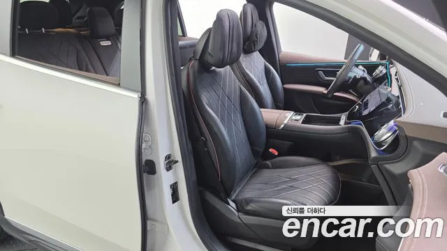 Mercedes-Benz EQS — Фото автомобиля 21