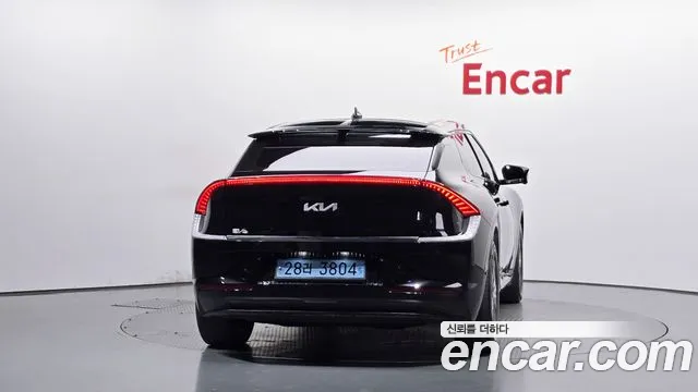 Kia EV6 — Фото автомобиля 4