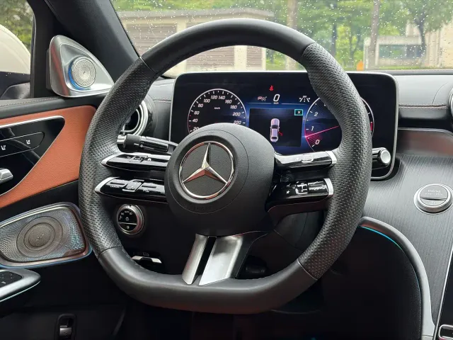 Mercedes-Benz C-Class — Фото автомобиля 19