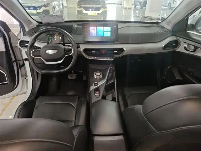Geely Geometry A — Фото автомобиля 5