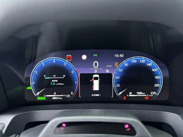 Toyota Alphard — Фото автомобиля 7