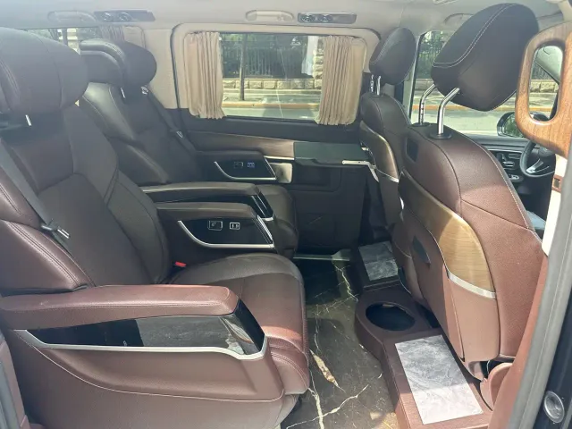 Mercedes-Benz V-Class — Фото автомобиля 14
