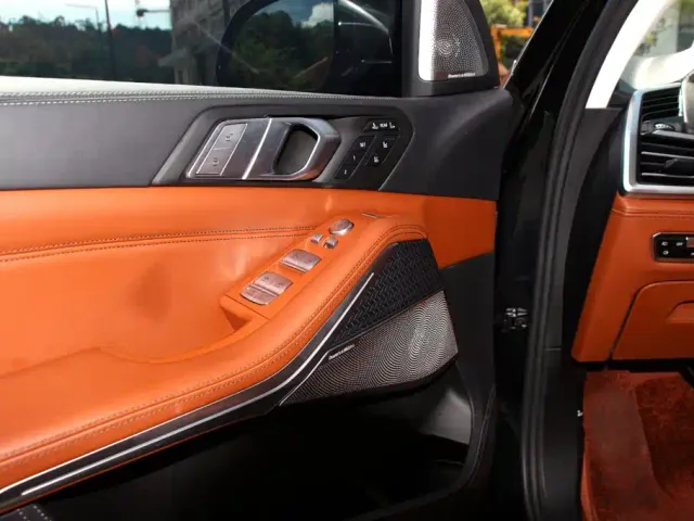 BMW X7 — Фото автомобиля 14
