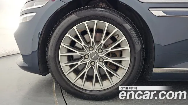 Genesis G80 RG3 — Фото автомобиля 5
