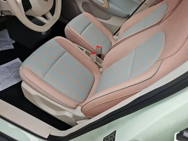 Leapmotor T03 — Фото автомобиля 14