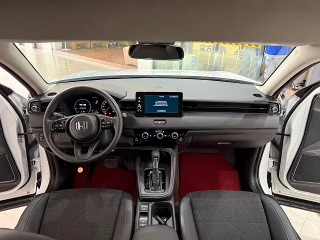 Honda Vezel — Фото автомобиля 12