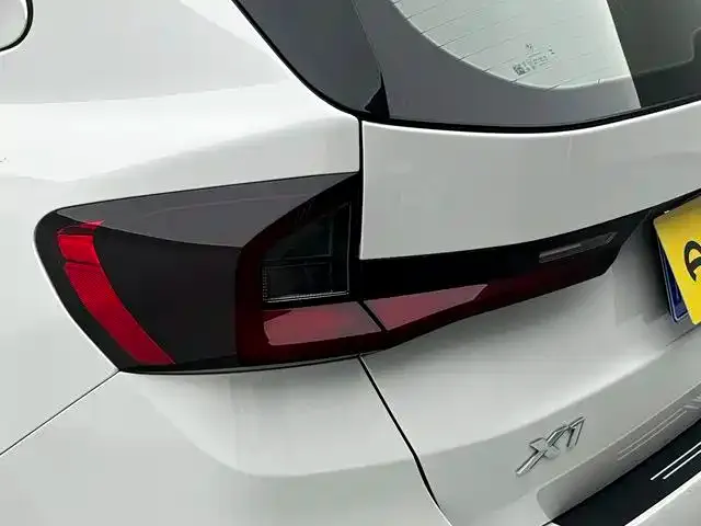 BMW X1 — Фото автомобиля 8