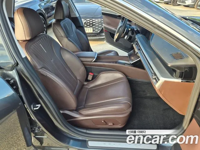 Hyundai Grandeur GN7 — Фото автомобиля 14