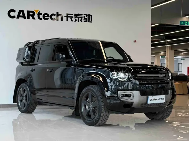 Land Rover Defender — Фото автомобиля 3