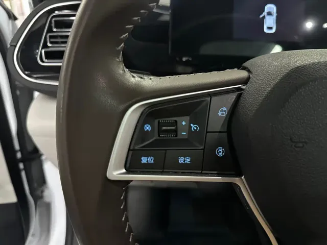 BYD Qin PLUS — Фото автомобиля 9