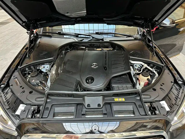 Mercedes-Benz S-Class — Фото автомобиля 16