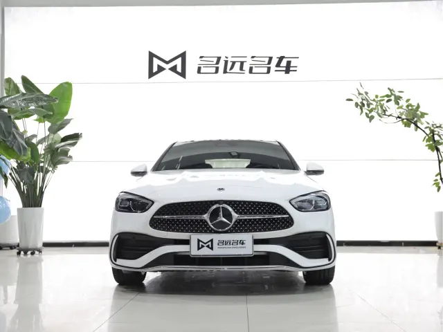 Mercedes-Benz C-Class — Фото автомобиля 2