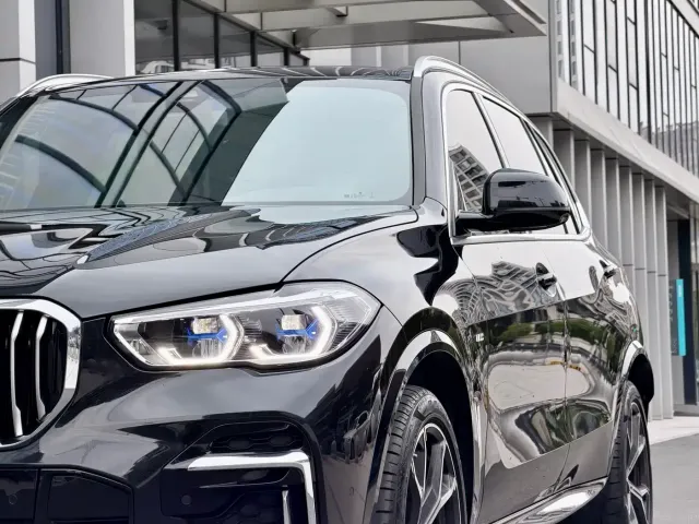 BMW X5 — Фото автомобиля 6