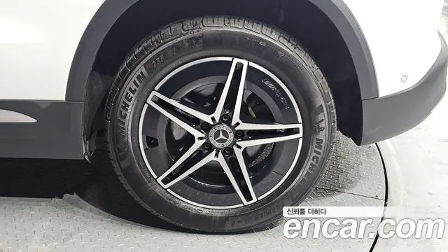 Mercedes-Benz EQA — Фото автомобиля 20