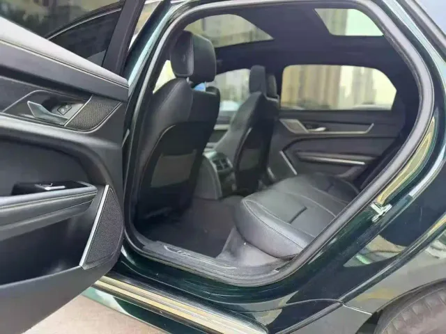 Jaguar Jaguar XFL 2022 XFL 2.0T P250 2WD Premium Luxury — Фото автомобиля 6