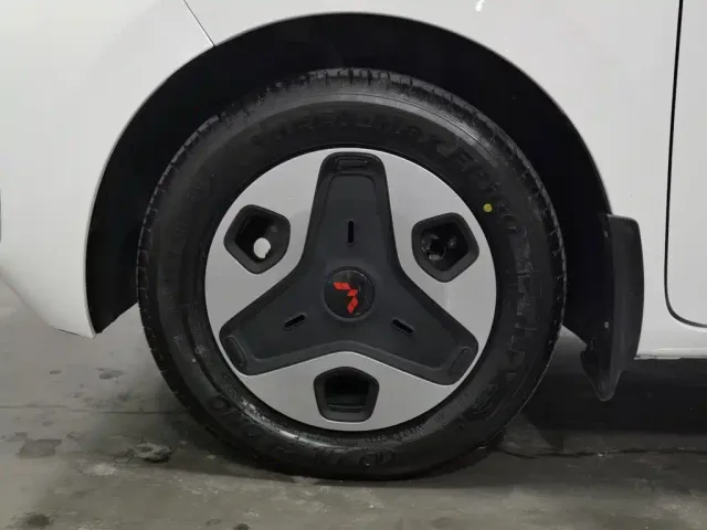Wuling Zhiguang NEV — Фото автомобиля 17