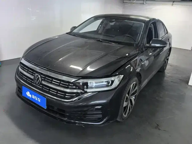 Фотография автомобиля — Volkswagen Sagitar