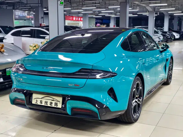 Xiaomi SU7 — Фото автомобиля 2