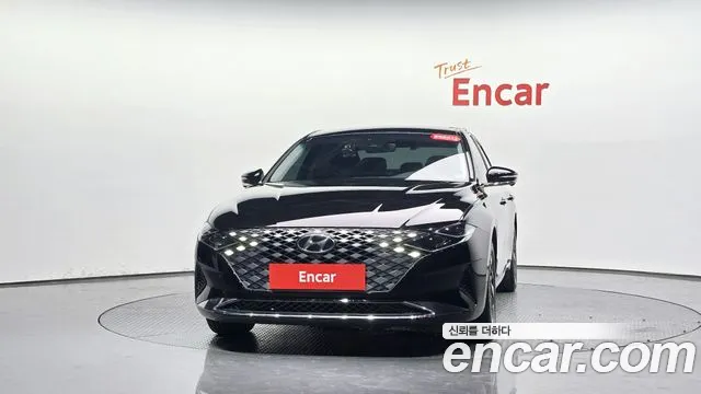 Hyundai Grandeur — Фото автомобиля 3