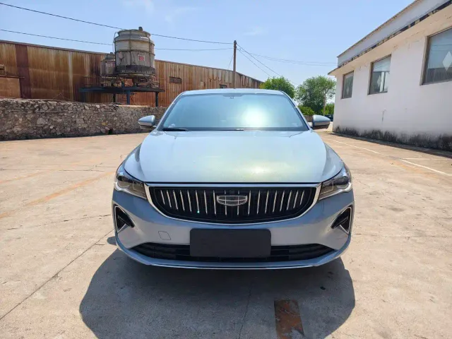 Geely Emgrand — Фото автомобиля 2
