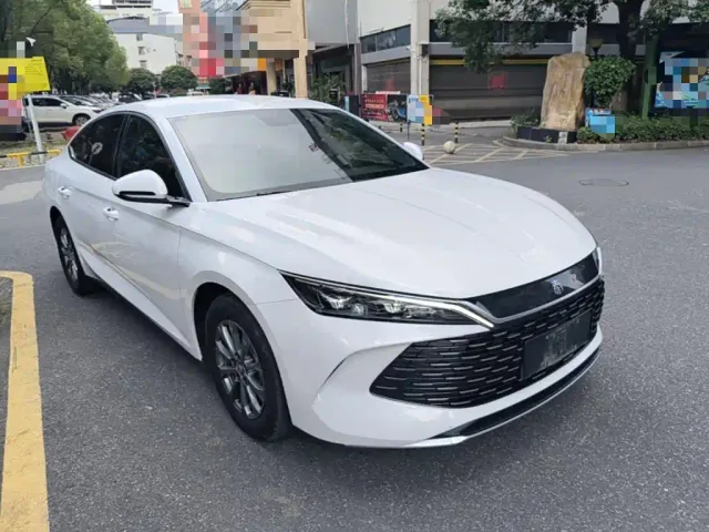 BYD Qin L — Фото автомобиля 3