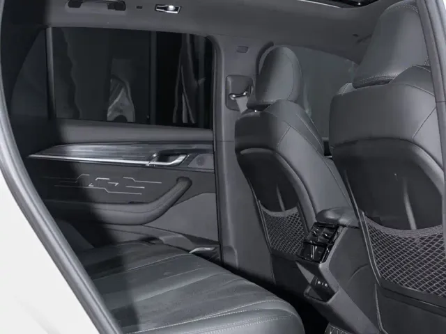 Geely Xingyue L — Фото автомобиля 16