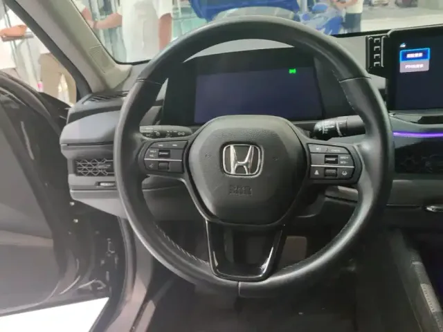 Honda Accord — Фото автомобиля 15