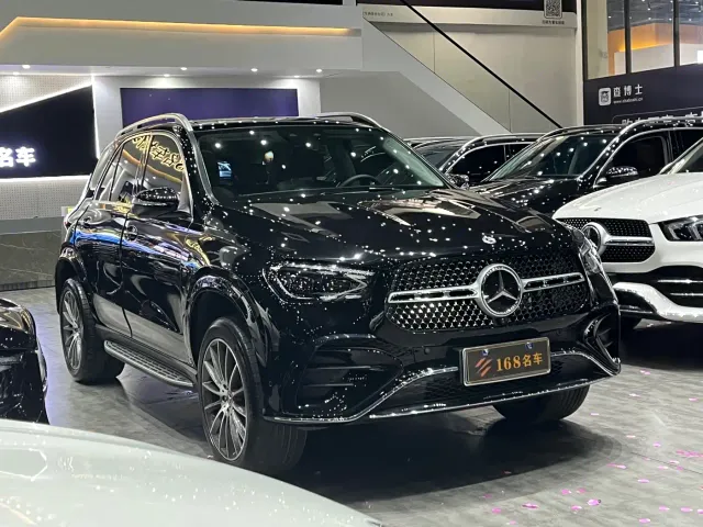 Mercedes-Benz GLE-Class — Фото автомобиля 3