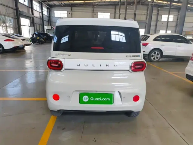 Wuling Hongguang Mini EV — Фото автомобиля 5