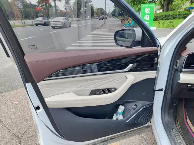 Geely Xingyue L — Фото автомобиля 6
