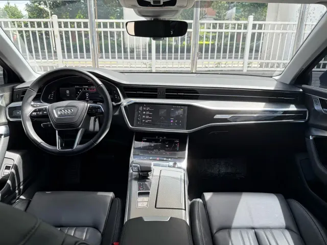 Audi A6L — Фото автомобиля 9
