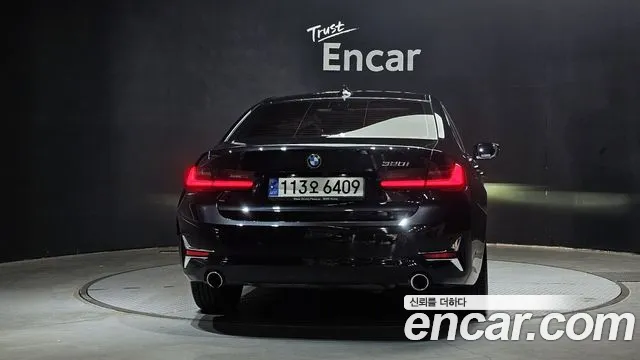 BMW 3-Series 3 серия (G20) 320i Luxury — Фото автомобиля 4