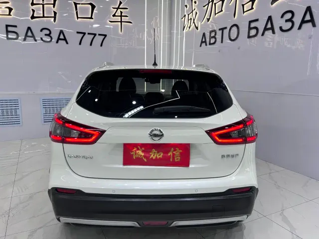 Nissan Qashqai — Фото автомобиля 4