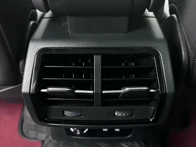 Audi Q3 — Фото автомобиля 15