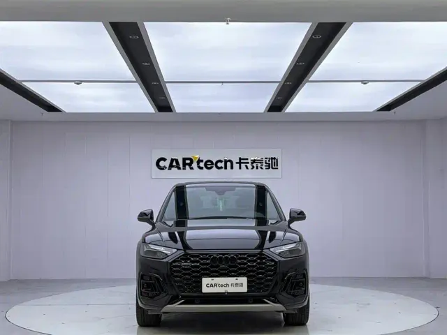 Audi Q5L Sportback — Фото автомобиля 8