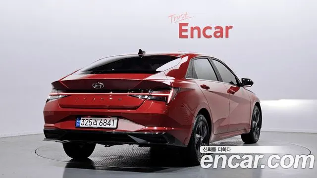 Hyundai AVANTE Avante (CN7) — Фото автомобиля 2