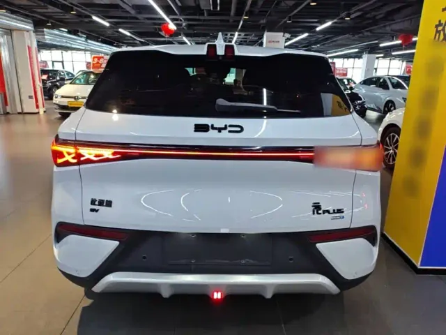 BYD Yuan PLUS — Фото автомобиля 5