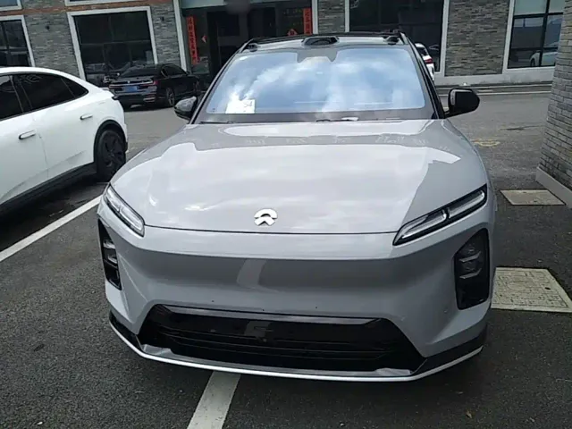 Nio ES6 — Фото автомобиля 2
