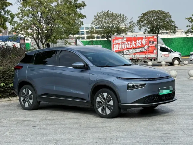 Xpeng G3 — Фото автомобиля 3