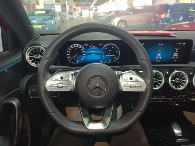 Mercedes-Benz A-Class — Фото автомобиля 10