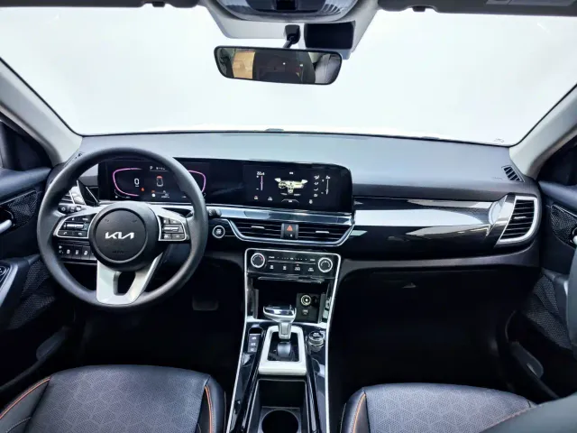 Kia Seltos — Фото автомобиля 12