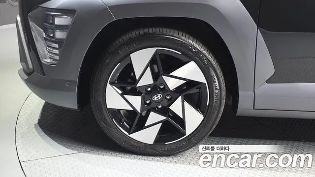 Hyundai Kona SX2 — Фото автомобиля 5