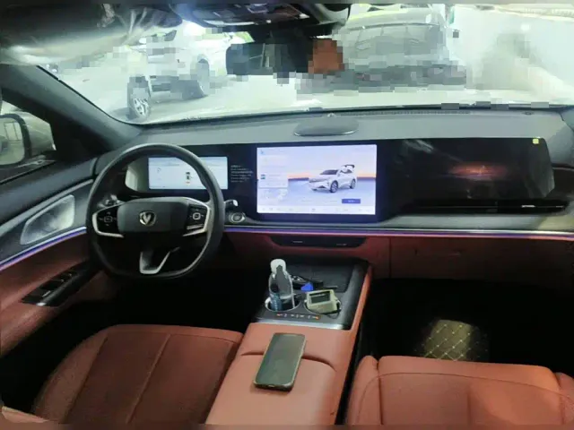 Changan CS75 Plus — Фото автомобиля 11