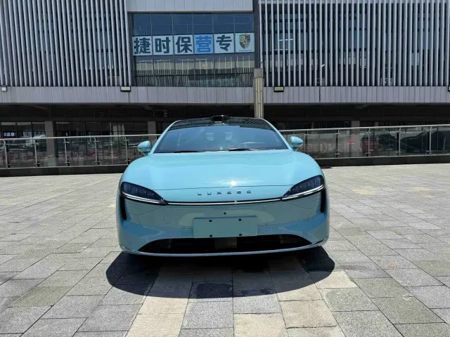 Luxeed S7 — Фото автомобиля 2