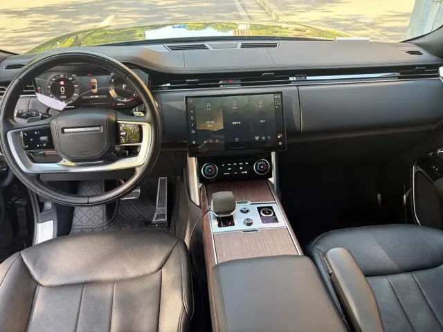 Land Rover Range Rover — Фото автомобиля 14